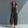 Ärmlös jumpsuit med V-ringning och fickor