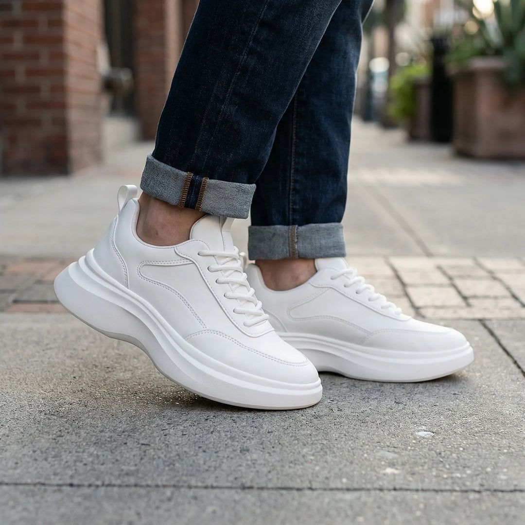 Clarven - Minimalist Low-Top Lace-Up Sneaker