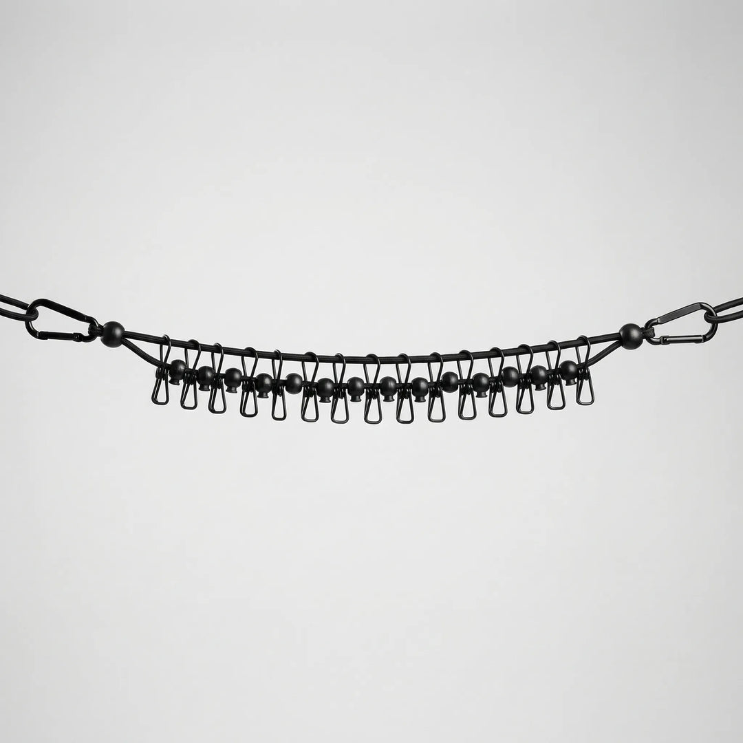 Cliplyne - Elastic Portable Travel Clothesline