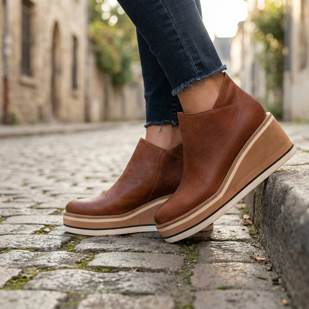 Zyndelle - Wedge Heel Women's Ankle Boot